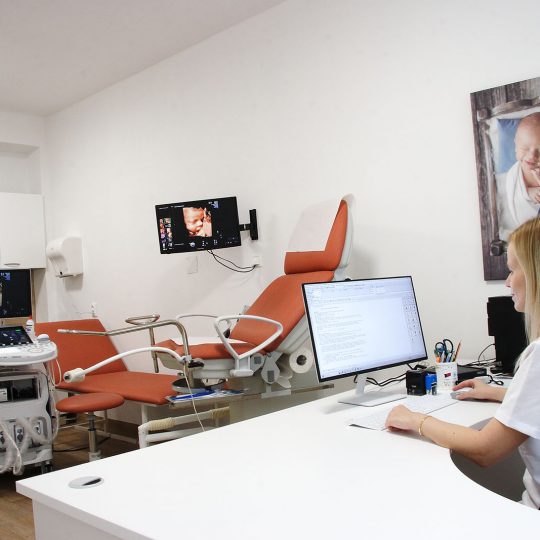 MUDr. Zuzana Briešková MPH. gynekológ Bratislava